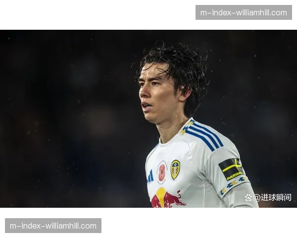 田中碧利兹联中场调度能力提升 攻防转换环节作用日益重要